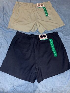 2 NWT Women's Knit Pull-On Shorts - Navy and Tan xl 32 degrees